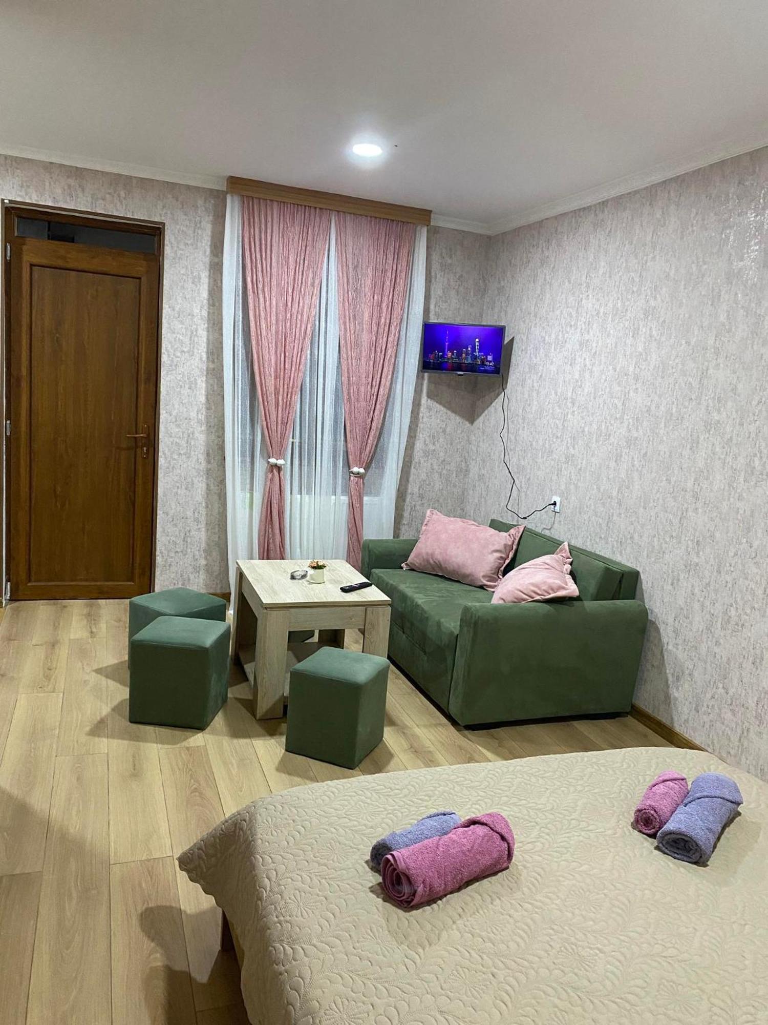 Guest House Borjomula بورجومي الغرفة الصورة
