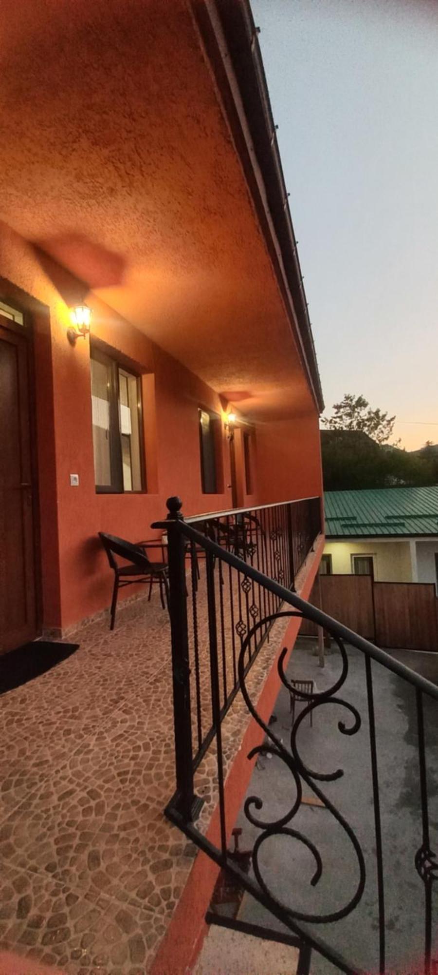 Guest House Borjomula بورجومي الغرفة الصورة