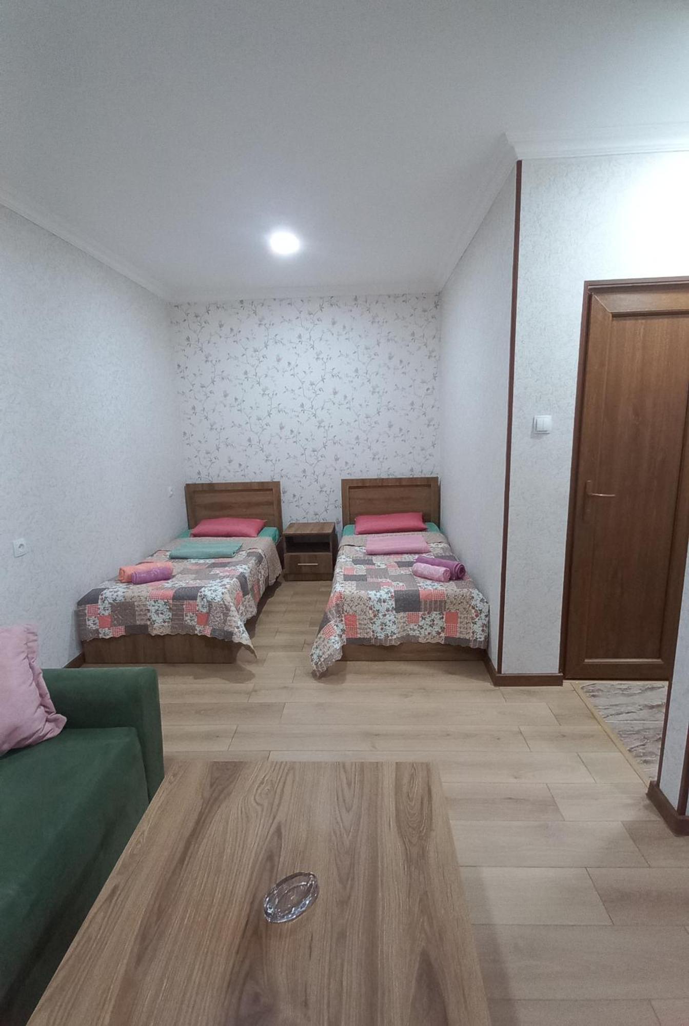 Guest House Borjomula بورجومي الغرفة الصورة
