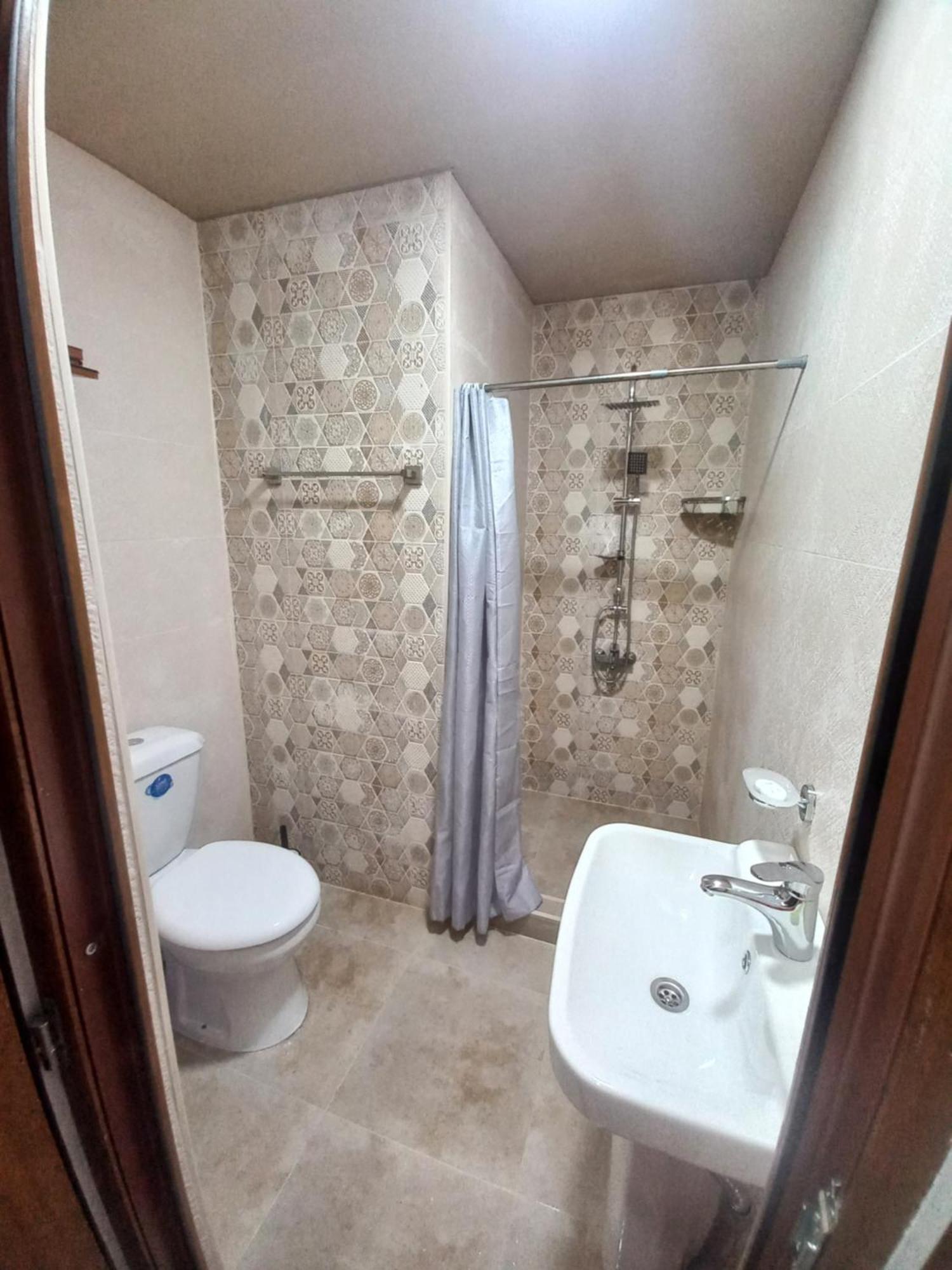 Guest House Borjomula بورجومي الغرفة الصورة