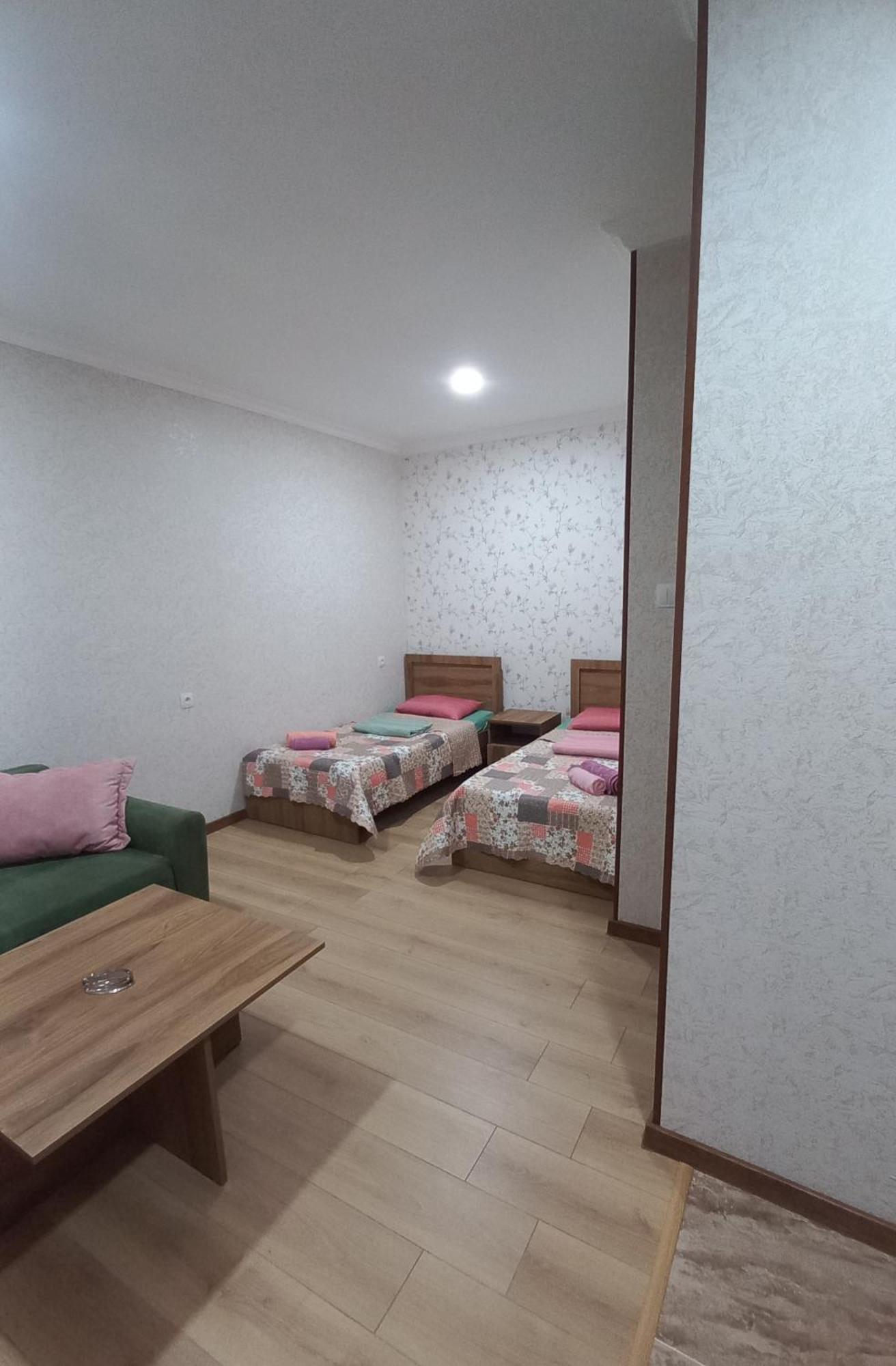 Guest House Borjomula بورجومي الغرفة الصورة